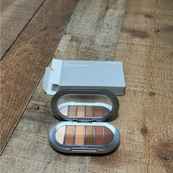 r.e.m. rem Ariana Grande Midnight Shadows BABYDOLL Eyeshadow Palette NEW BOXED - Picture 1 of 5